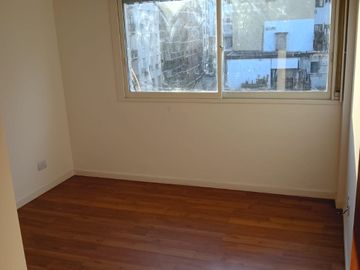 VENTA DEPTO FRENTE BALCON COCHERA 4AMB.ALMAGRO
