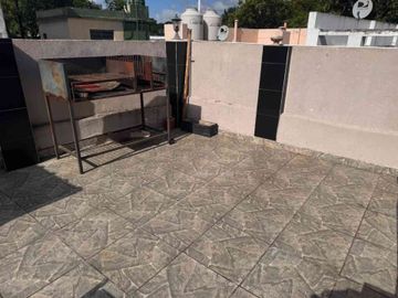 VENTA PH 3 AMB REFACCIONADO EN FLORES APTO CRÉDITO