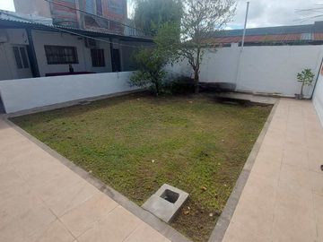 CASA 4 AMBIENTES GARAGE GALERIA QUINCHO PARRILLA