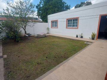 CASA 4 AMBIENTES GARAGE GALERIA QUINCHO PARRILLA