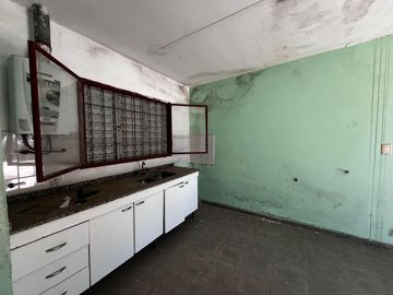 VENTA CASA + DEPARTAMENTO CENTRO AMERICA INVERSION