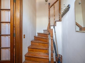 VENTA CASA 3 PISOS CENTRO DE FLORES