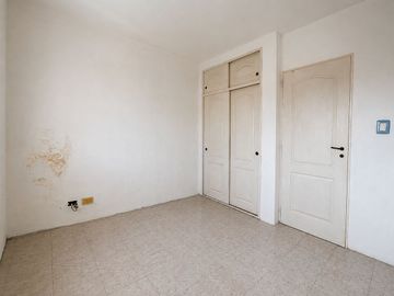DUPLEX 3 AMB C/COCHERA, JARDÍN, LAVADERO Y ALTILLO