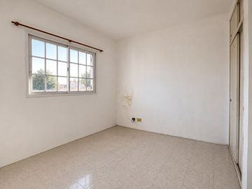 DUPLEX 3 AMB C/COCHERA, JARDÍN, LAVADERO Y ALTILLO