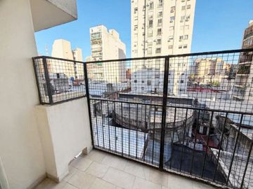 VENTA DEPTO. 4 AMBIENTES C/DEPENDENCIA Y BALCÓN