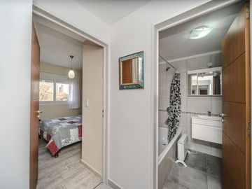 EN VENTA DEPARTAMENTO 5 AMB  CASEROS
