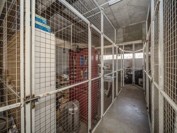 EN VENTA DEPARTAMENTO 5 AMB  CASEROS