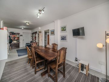 EN VENTA DEPARTAMENTO 5 AMB  CASEROS