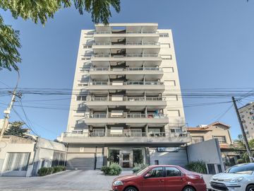 EN VENTA DEPARTAMENTO 5 AMB  CASEROS