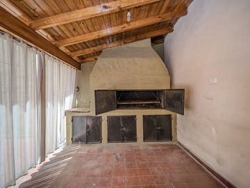 venta de casa 4 amb con cochera  apto credito