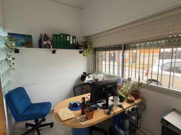 VENTA INDUSTRIAL GALPONES 2000M C/OFICINAS.CASEROS