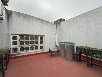 VENTA INDUSTRIAL GALPONES 2000M C/OFICINAS.CASEROS