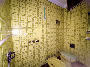 CASA 5 AMB VENTA MARTINEZ CON JARDIN COCHERA DOBLE