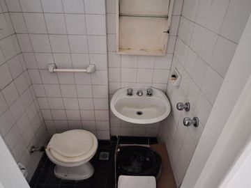 ALQUILER  2/3 AMBIENTES RECOLETA -APTO PROF