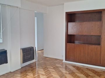 ALQUILER  2/3 AMBIENTES RECOLETA -APTO PROF