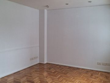 ALQUILER  2/3 AMBIENTES RECOLETA -APTO PROF
