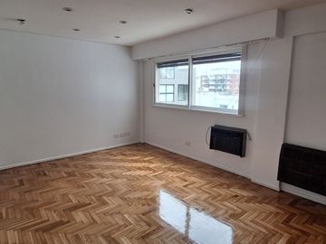 ALQUILER  2/3 AMBIENTES RECOLETA -APTO PROF