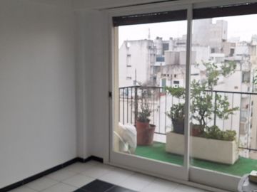 ALQUILER  2/3 AMBIENTES RECOLETA -APTO PROF
