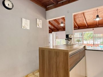 VTA CASA UDAONDO/ITUZAINGO 4 AMB PILETA