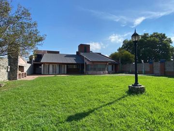 CASA EN VENTA Y ALQUILER EN PERGAMINO