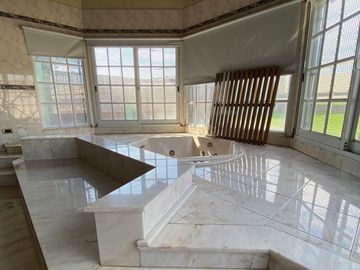 CASA EN VENTA Y ALQUILER EN PERGAMINO