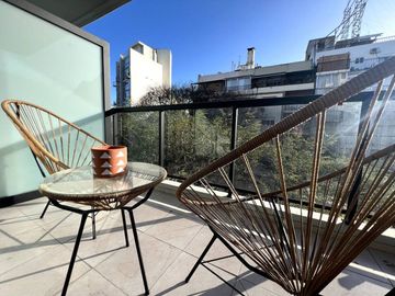 Monoambiente con Balcón