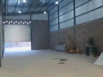 Depósito a estrenar en venta en Villa Madero