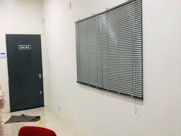 Depósito a estrenar en venta en Villa Madero