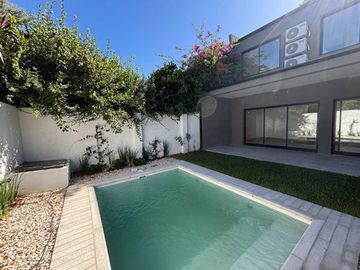 CASA DUPLEX BECCAR A ESTRENAR 4 AMB PILETA JARDIN