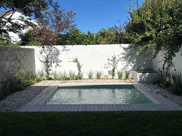 CASA DUPLEX BECCAR A ESTRENAR 4 AMB PILETA JARDIN