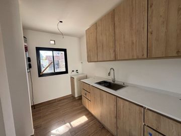 CASA DUPLEX BECCAR A ESTRENAR 4 AMB PILETA JARDIN