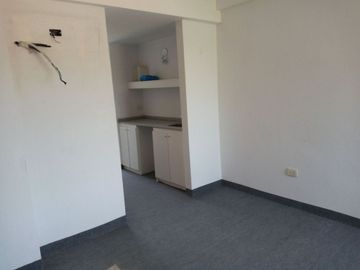 OFICINA EN VENTA - KM 41 Pilar