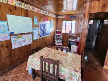 Venta Casa con cochera mas locales Zona Comercial