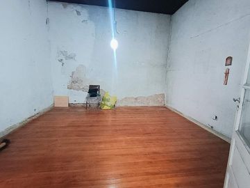 Venta casa en Flores Sur lote propio 177m2 totales