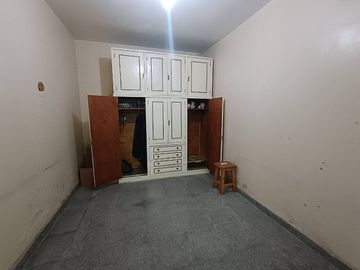 Venta casa en Flores Sur lote propio 177m2 totales
