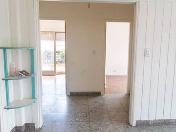 Venta 4 ambientes con terraza Ballester