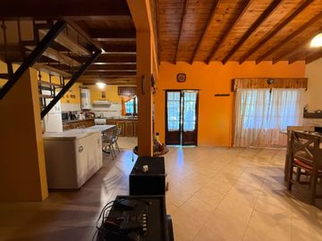 VENTA CASA 3 AMB QUINTA FRANCISCO ALVAREZ AMPLIO