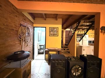 VENTA CASA 3 AMB QUINTA FRANCISCO ALVAREZ AMPLIO