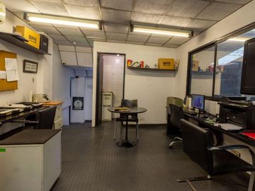 ALQUILER DEPOSITO/GALPON OLIVOS 600 m²