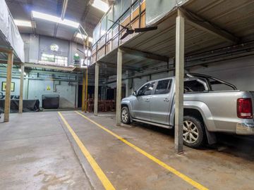 ALQUILER DEPOSITO/GALPON OLIVOS 600 m²