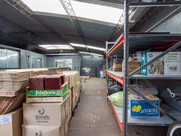 ALQUILER DEPOSITO/GALPON OLIVOS 600 m²