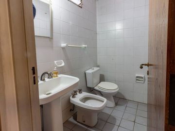 ALQUILER DEPOSITO/GALPON OLIVOS 600 m²