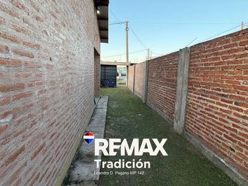 CASA EN VENTA 2 DORM - AV. MARCONI - FONTANA
