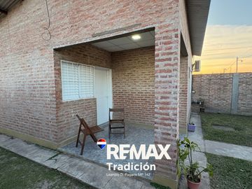 CASA EN VENTA 2 DORM - AV. MARCONI - FONTANA