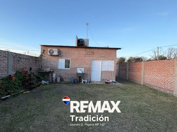 CASA EN VENTA 2 DORM - AV. MARCONI - FONTANA