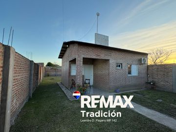 CASA EN VENTA 2 DORM - AV. MARCONI - FONTANA