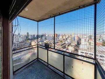 DEPARTAMENTO EN VENTA APTO CREDITO 4 AMB MONSERRAT