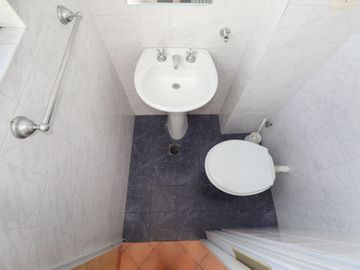 DEPARTAMENTO VENTA 4 AMBIENTES  2 BALCONES FLORES