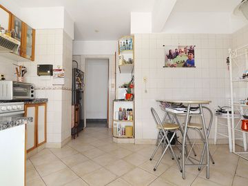 DEPARTAMENTO VENTA 4 AMBIENTES  2 BALCONES FLORES