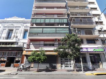 DEPARTAMENTO VENTA 4 AMBIENTES  2 BALCONES FLORES